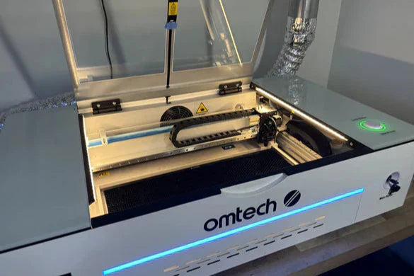 Make It Yours: Eine neue Herangehensweise an die Anpassung von Tech-Gadgets mit Lasergravur